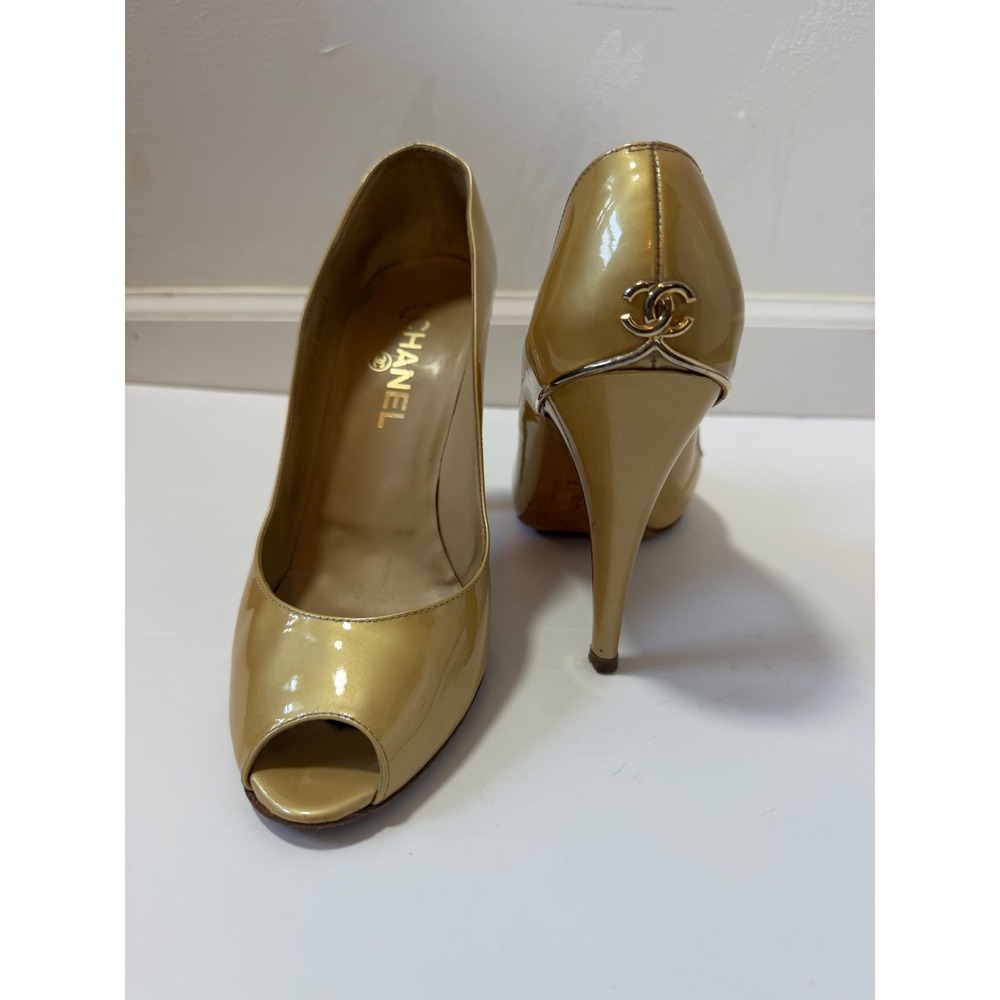 Chanel Gold Patent Leather Peep Toe Pumps CC Logo Heels Size 40